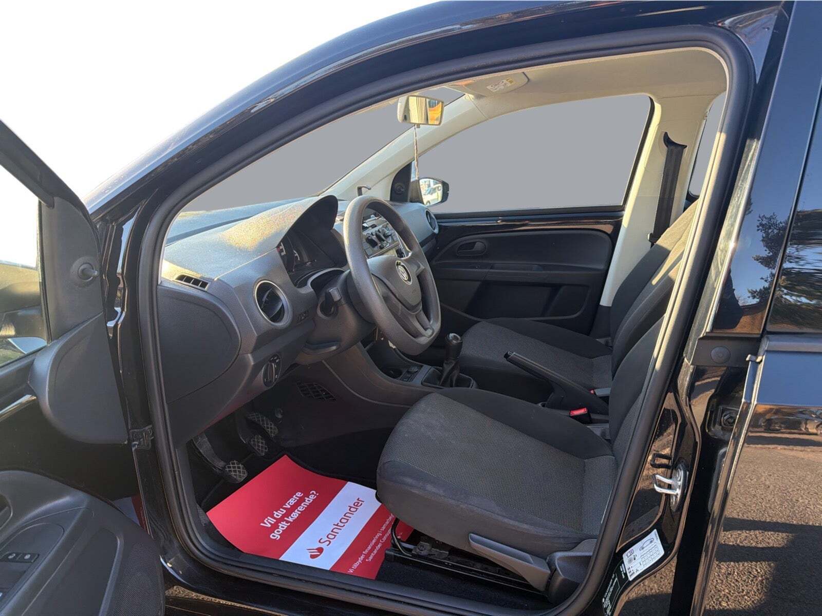 Sort VW UP! fra 2017