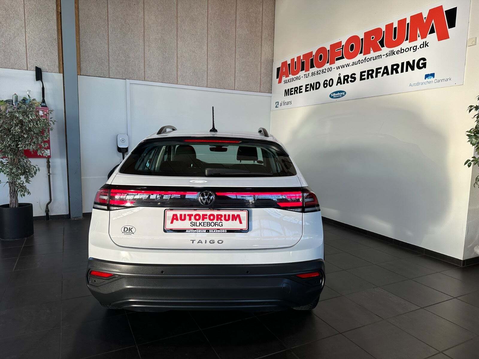 Hvid VW Taigo fra 2022