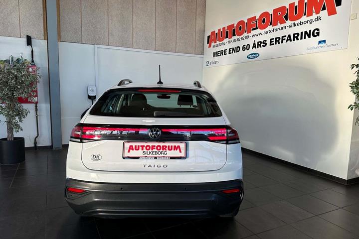 Hvid VW Taigo fra 2022