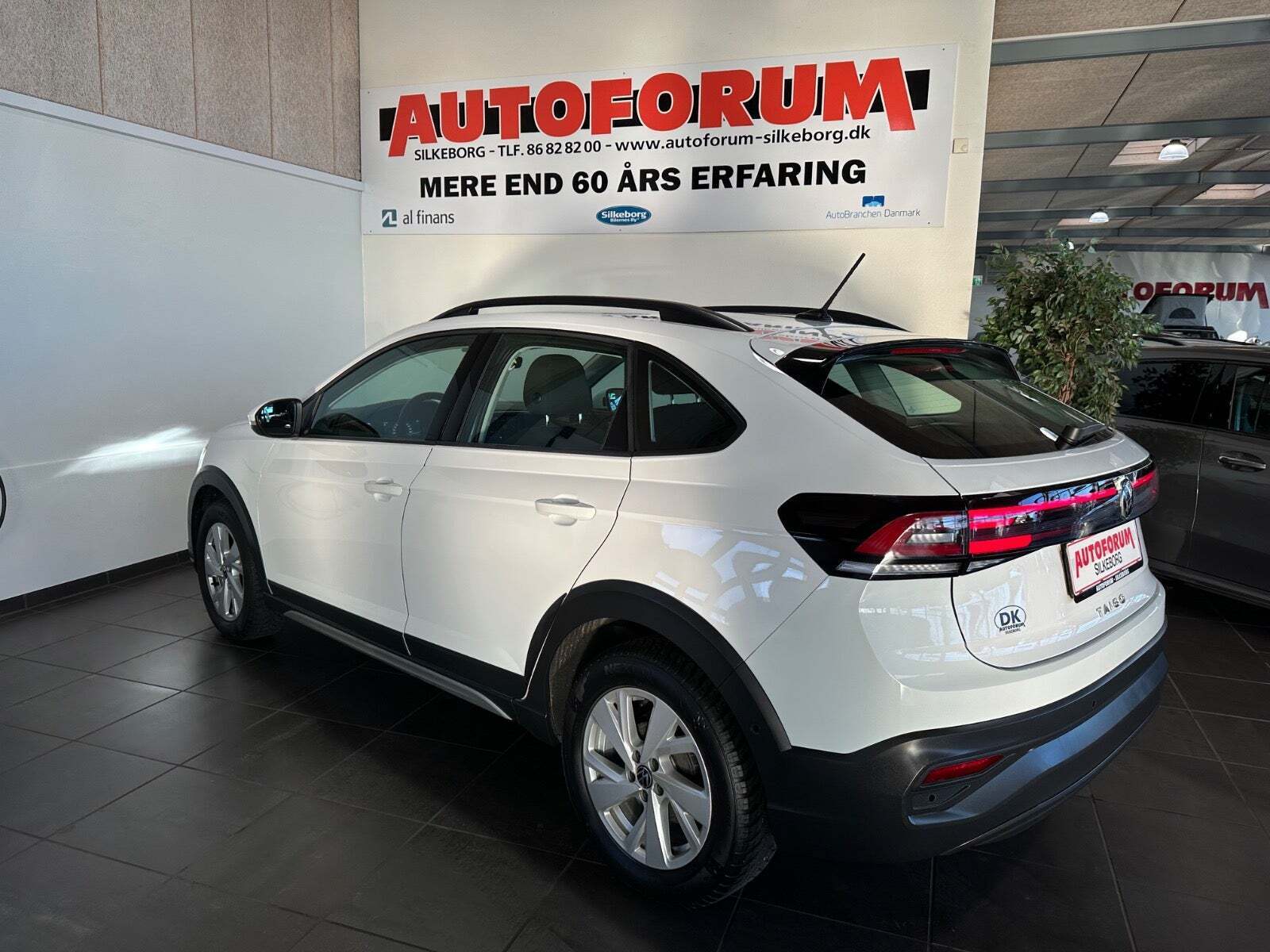 Hvid VW Taigo fra 2022