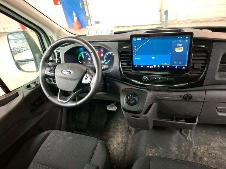 Ford E-Transit 350 L3 Chassis 68 Trend H1 RWD