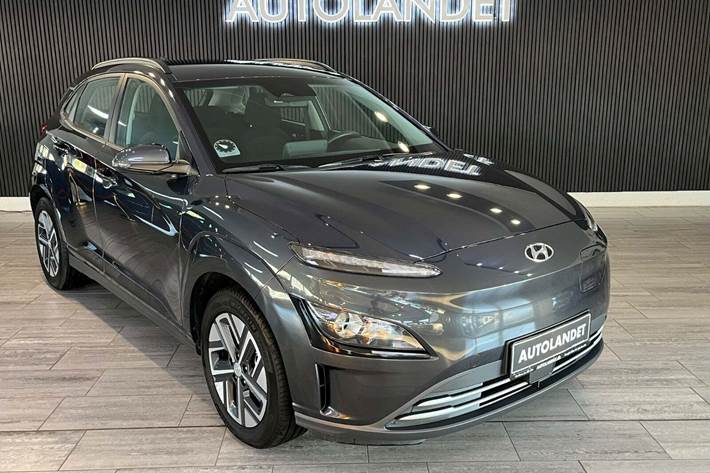 Grå Hyundai Kona fra 2022