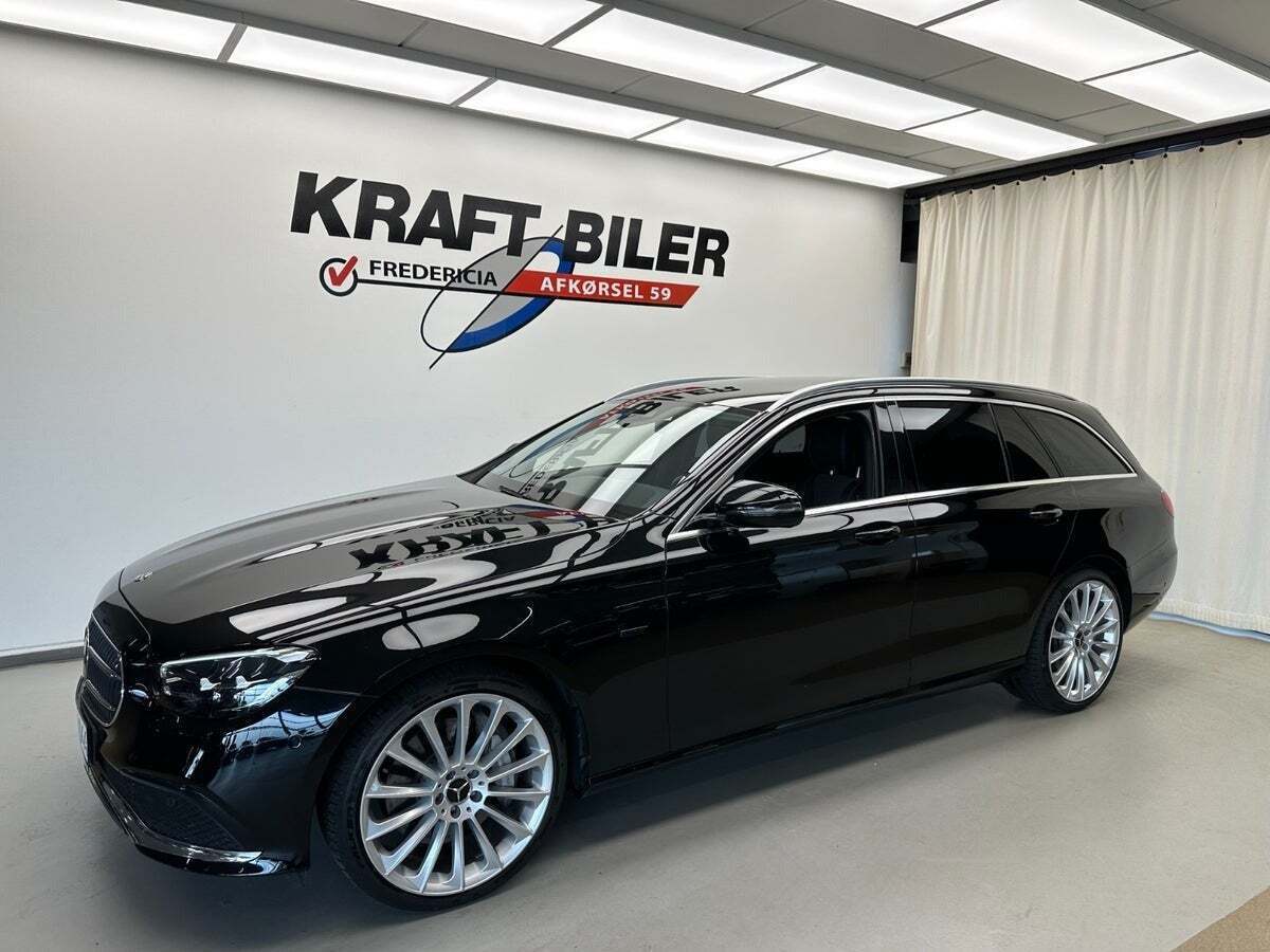 Mercedes E300 de 2,0 Business stc. aut.