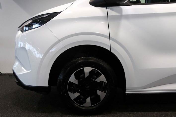 Hvid Ford E-Transit Custom 340L fra 2025