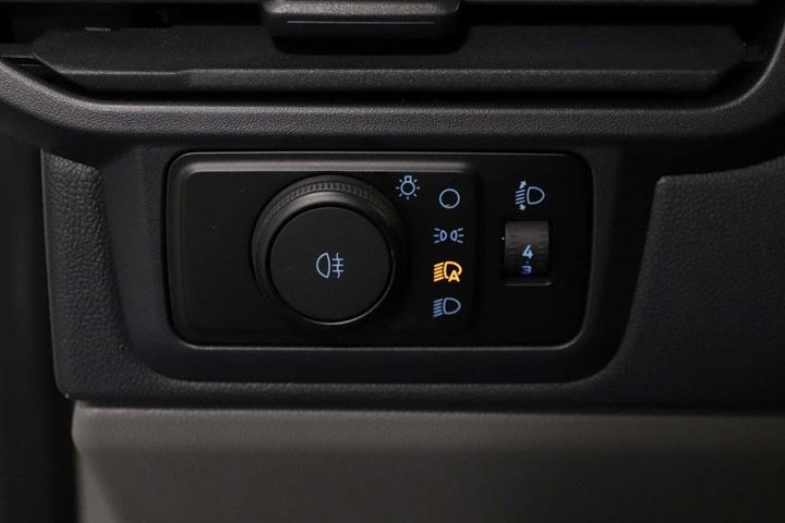 Hvid Ford E-Transit Custom 340 L2 fra 2025