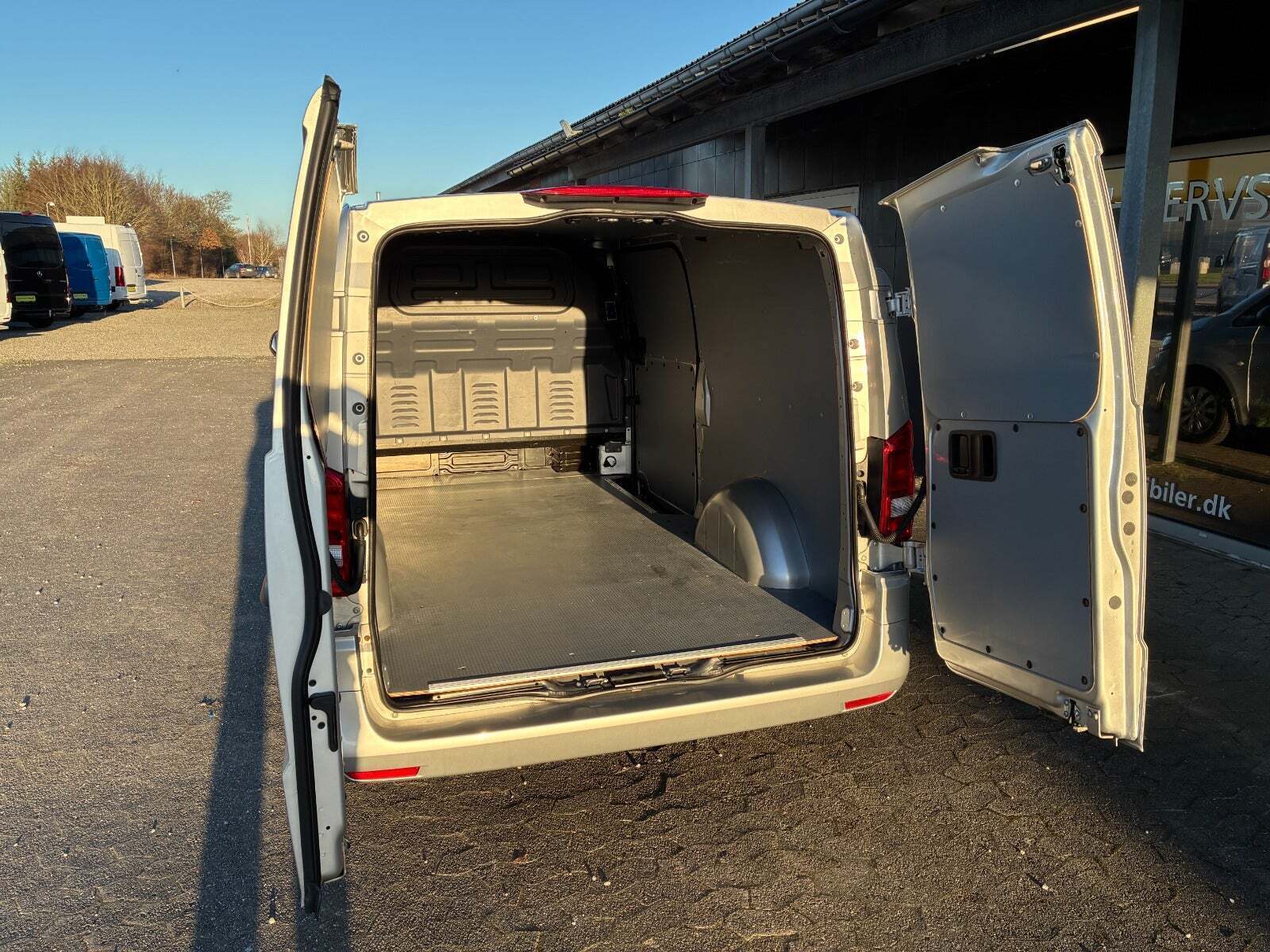 Sølv Mercedes Vito 114 fra 2016