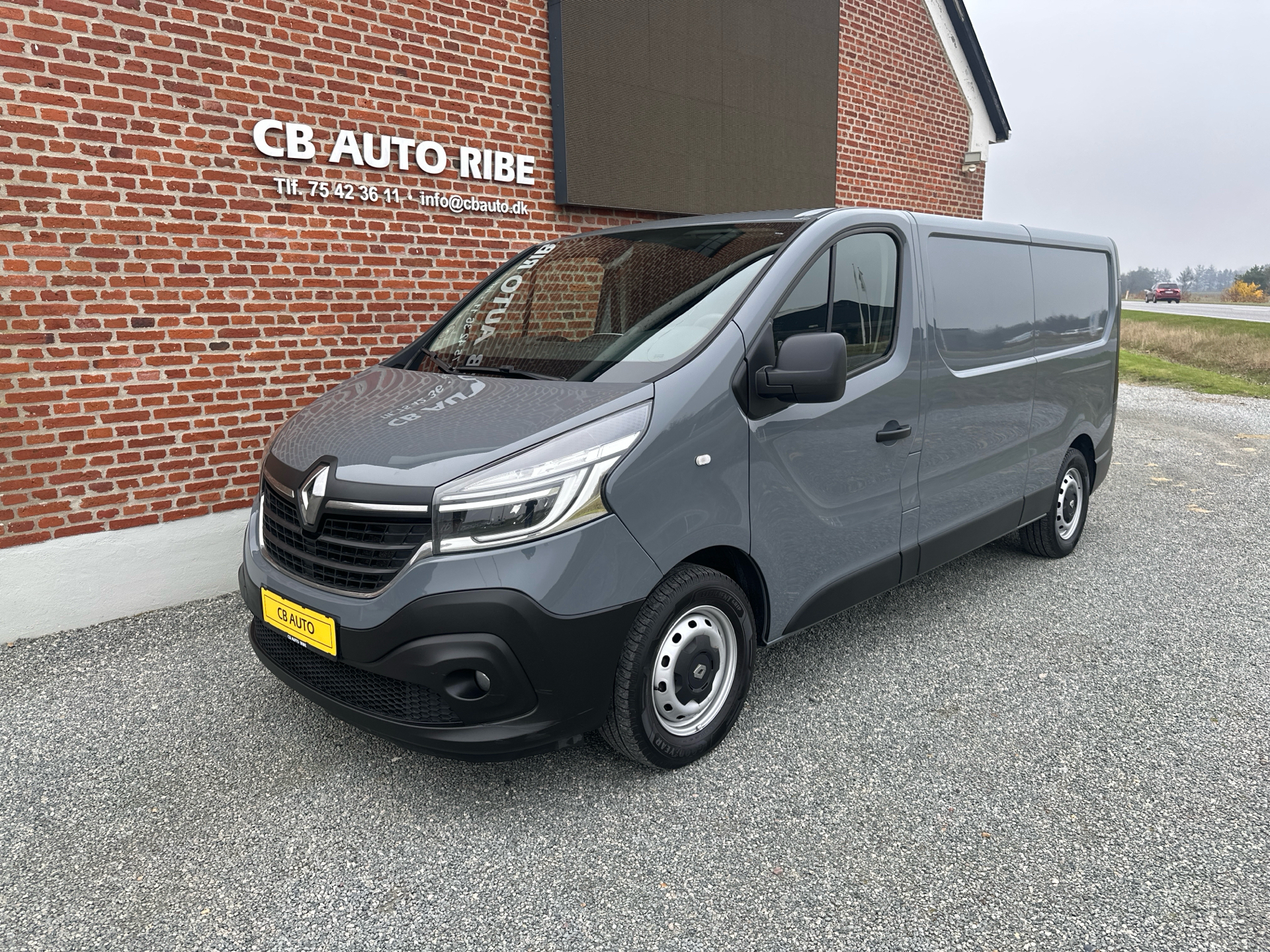 Renault Trafic 2,0 T29 L2H1 DCI 145HK Van 6g Aut.