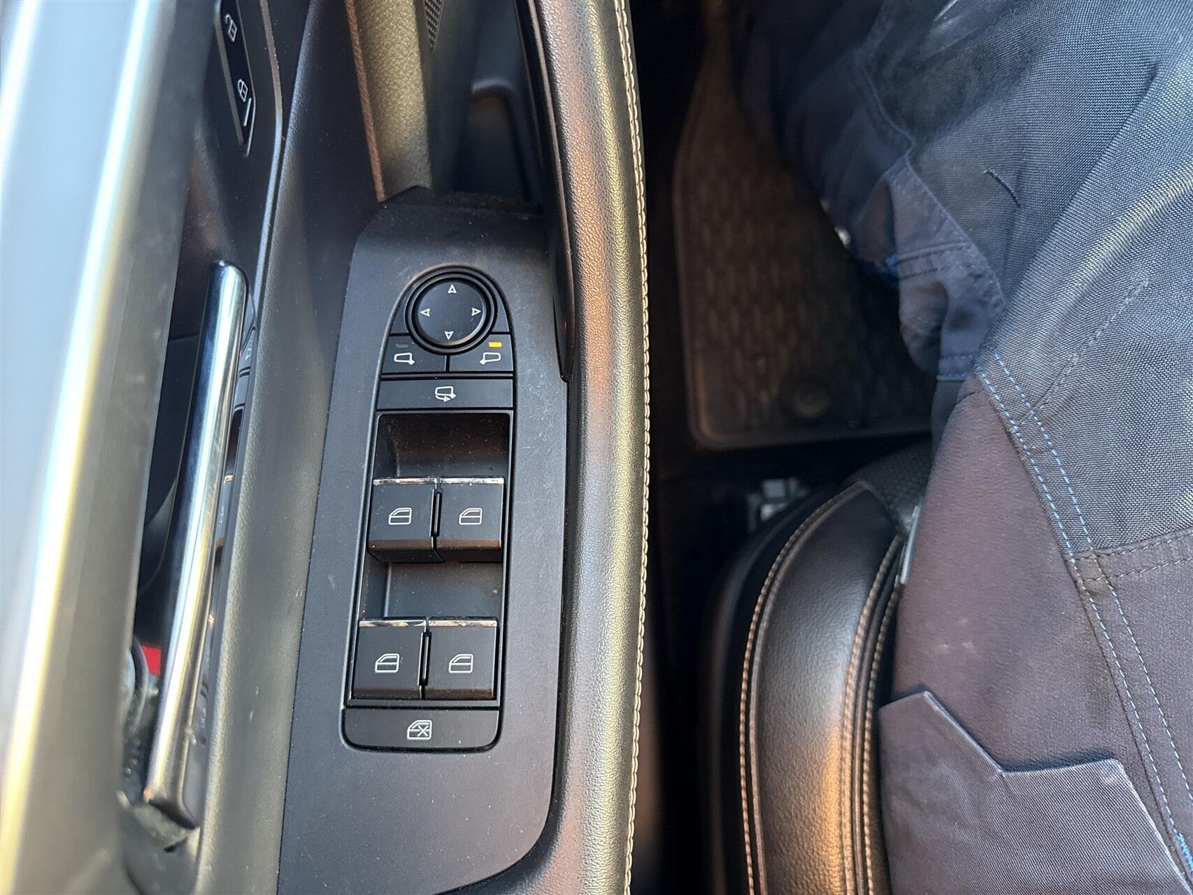 Hvid Mazda CX-60 fra 2022