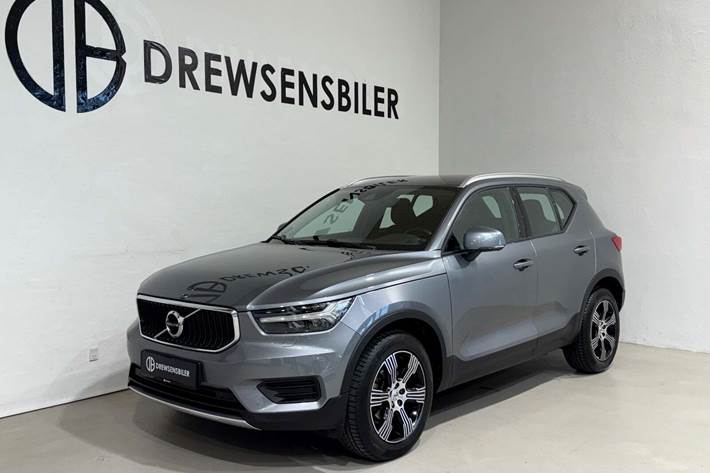 Grå Volvo XC40 fra 2019