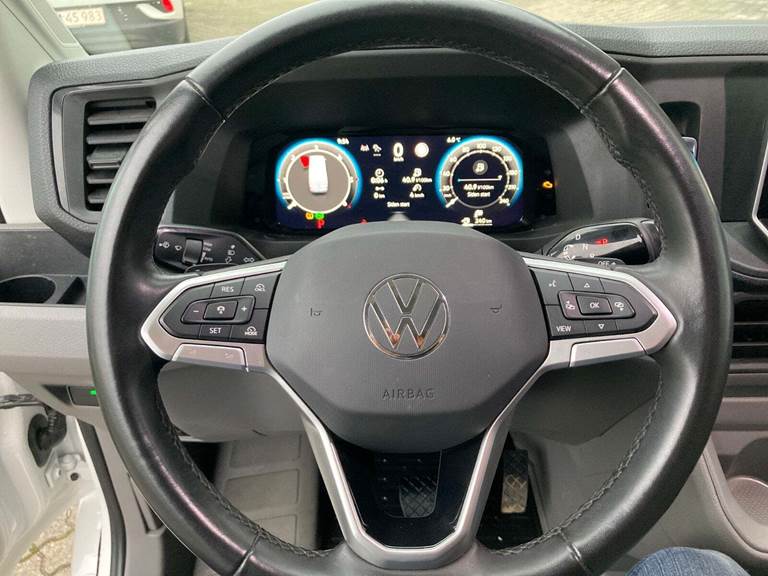 VW Crafter 35 2,0 TDi 177 Kassevogn L3H3 aut.