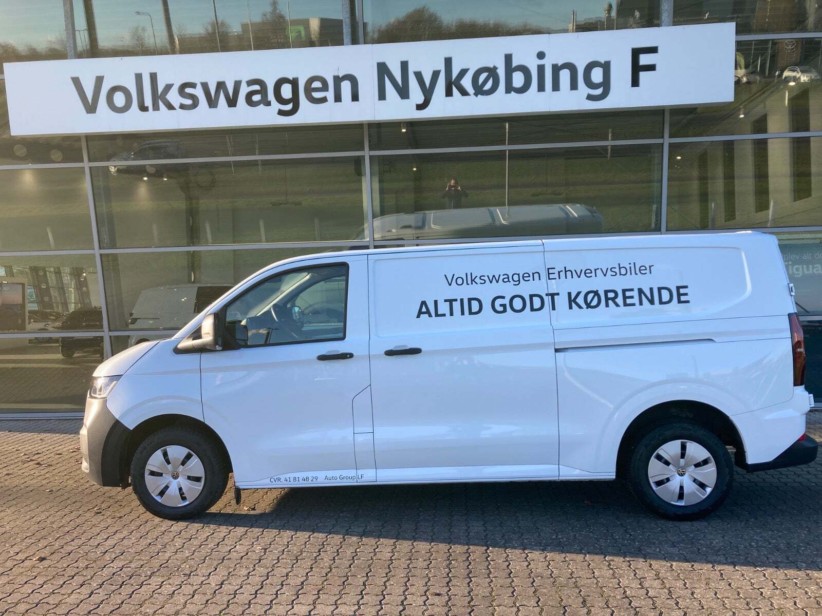 VW Transporter 2,0 TDi 150 Comfort Kassevogn aut. LWB