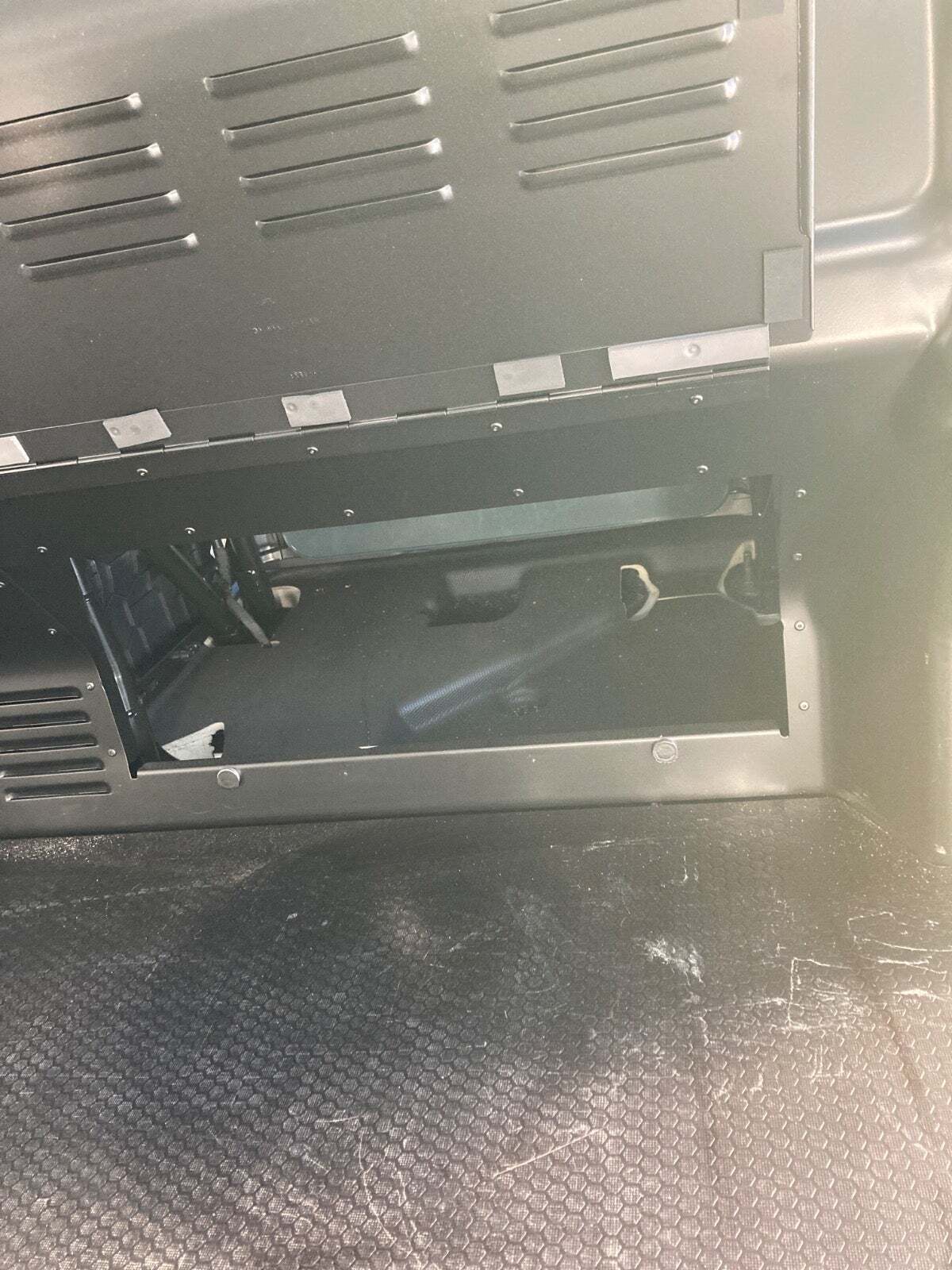 Hvid VW Transporter fra 2025