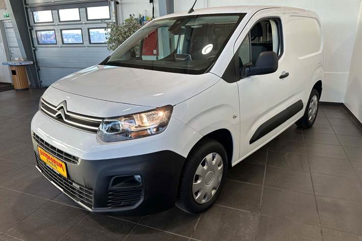 Hvid Citroën Berlingo fra 2021