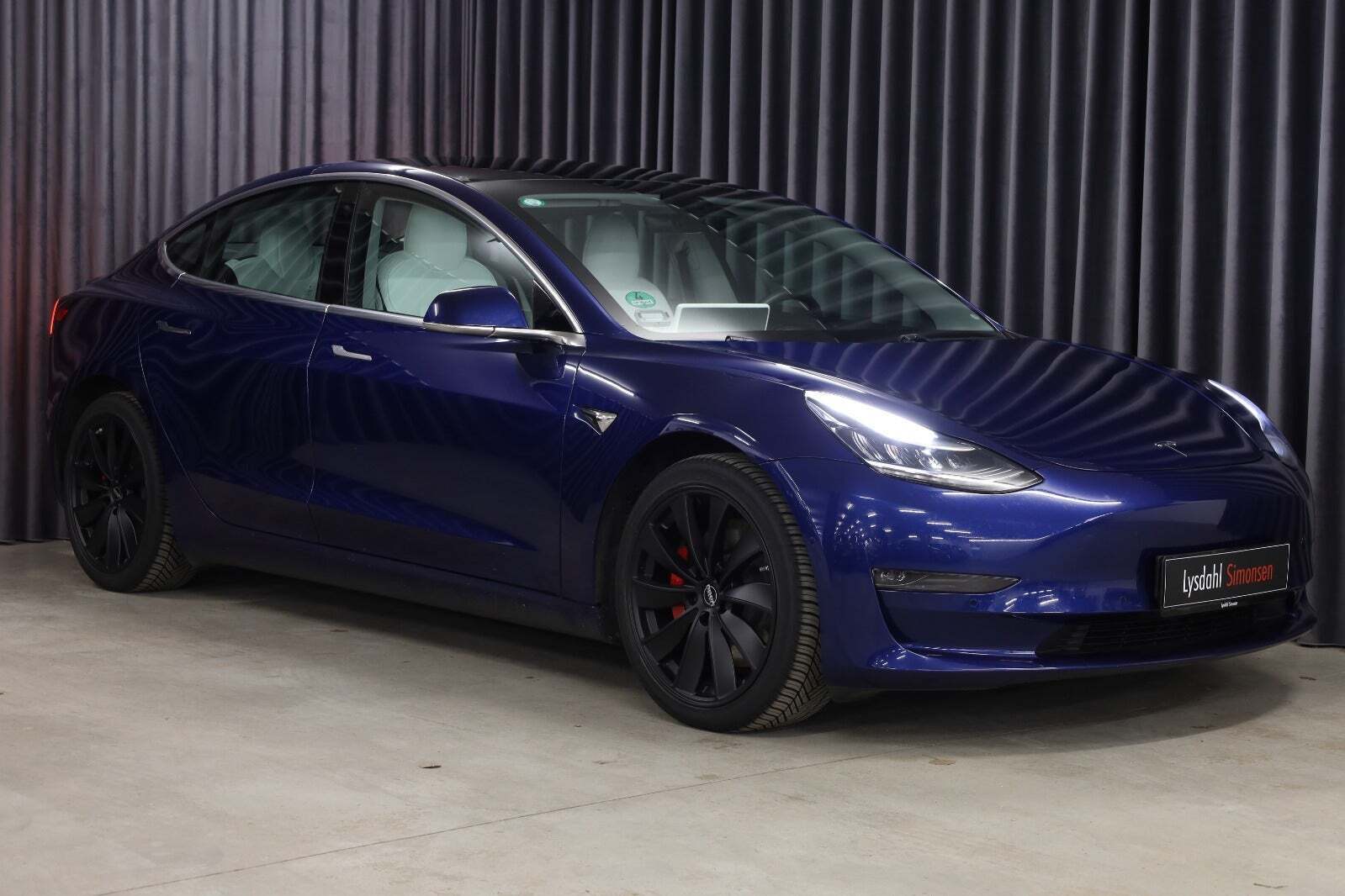 Tesla Model 3 Performance AWD