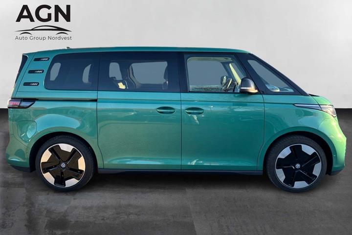 Grøn VW ID.Buzz fra 2024