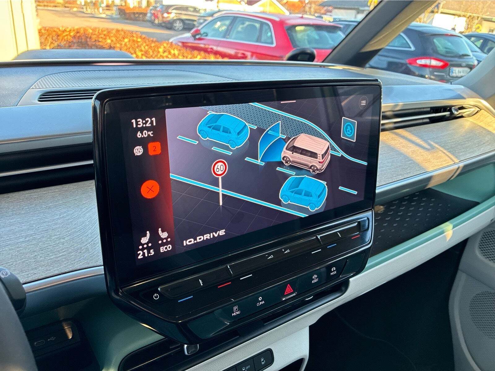 Grøn VW ID.Buzz fra 2024