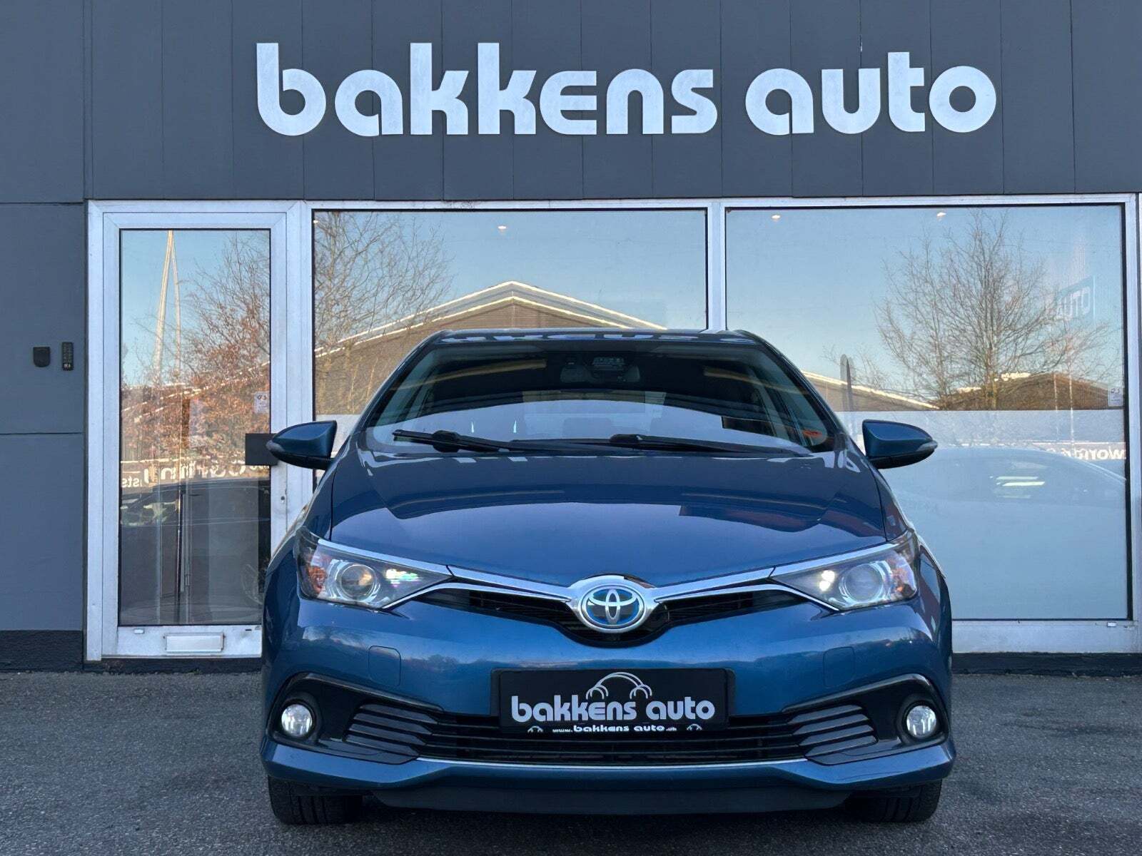 Toyota Auris 1,8 Hybrid H2 CVT