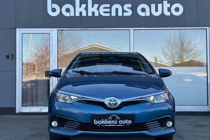 undefined Toyota Auris fra 2016