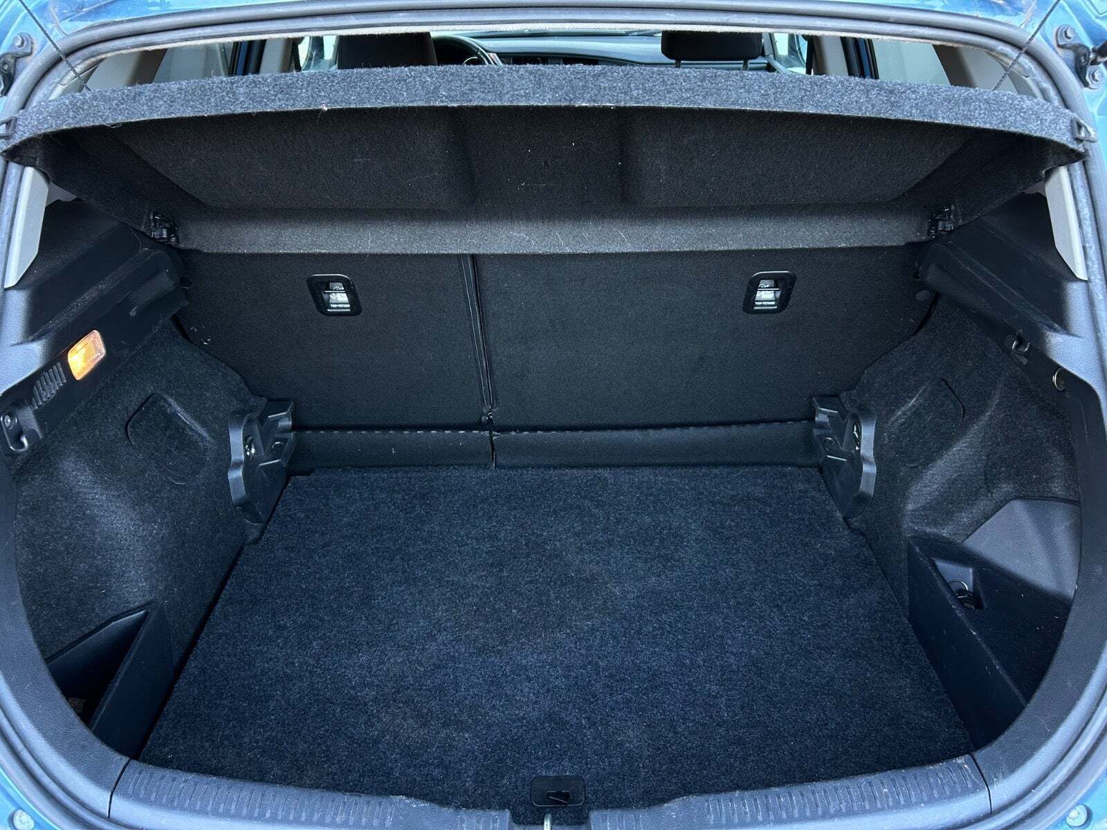 undefined Toyota Auris fra 2016