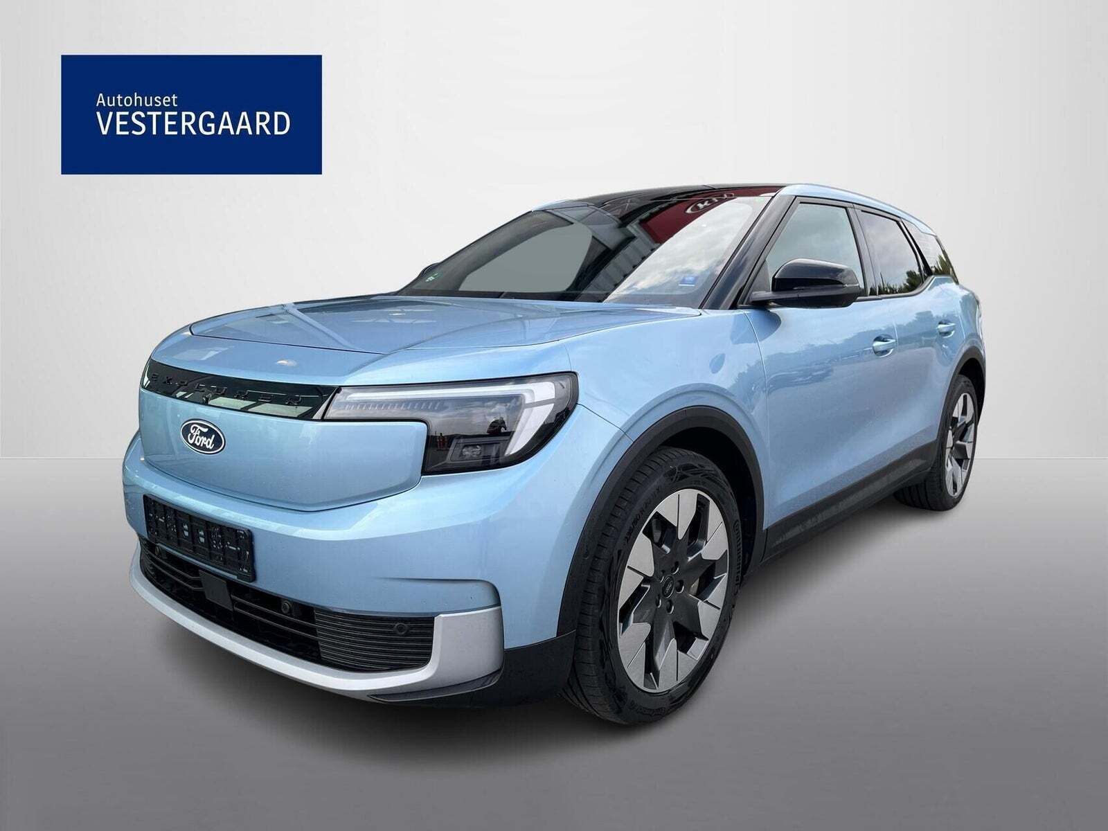 Ford Explorer 82 Premium Extended Range