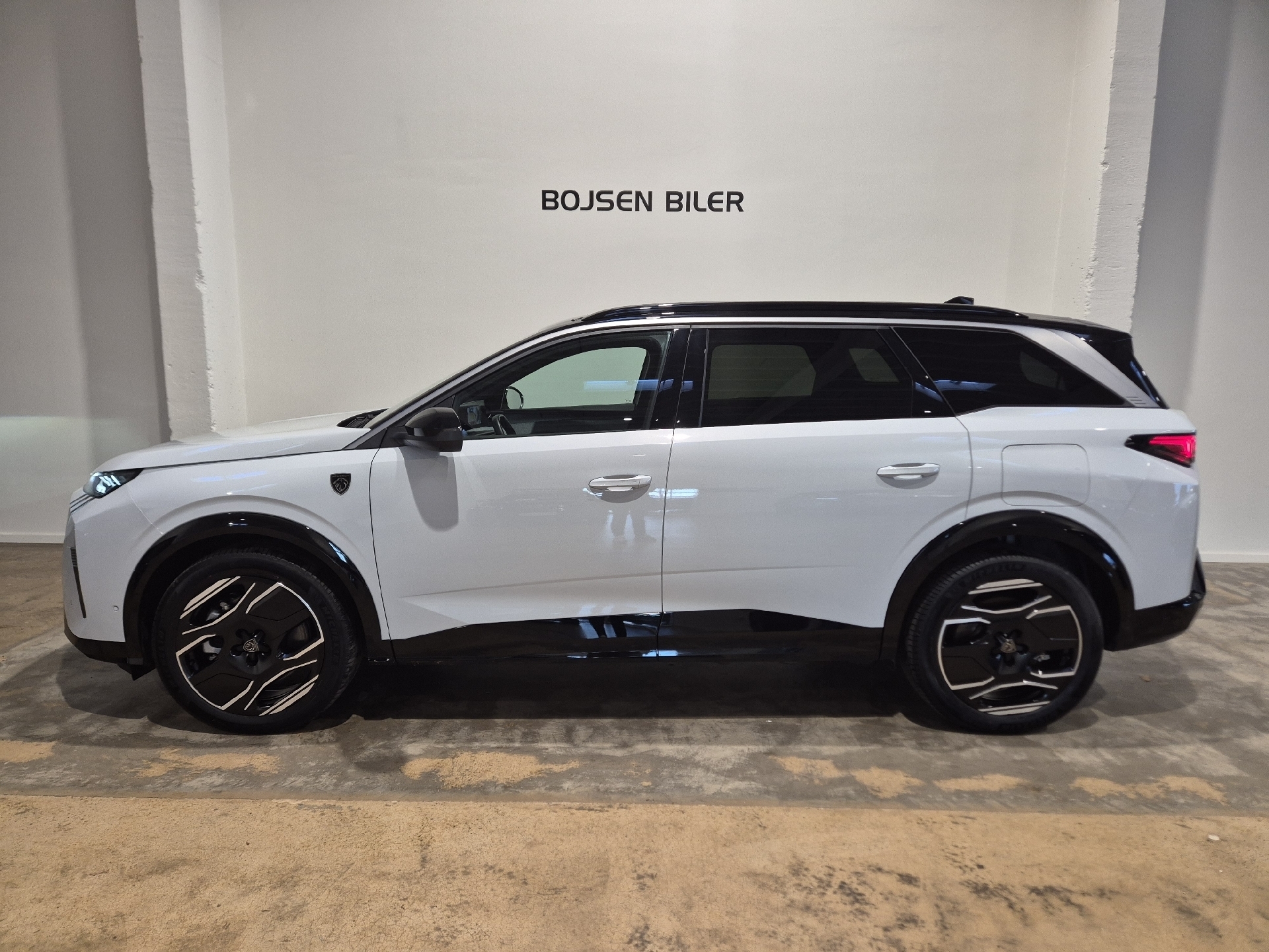 Peugeot e-5008 EL GT Pack 210HK 5d Aut.