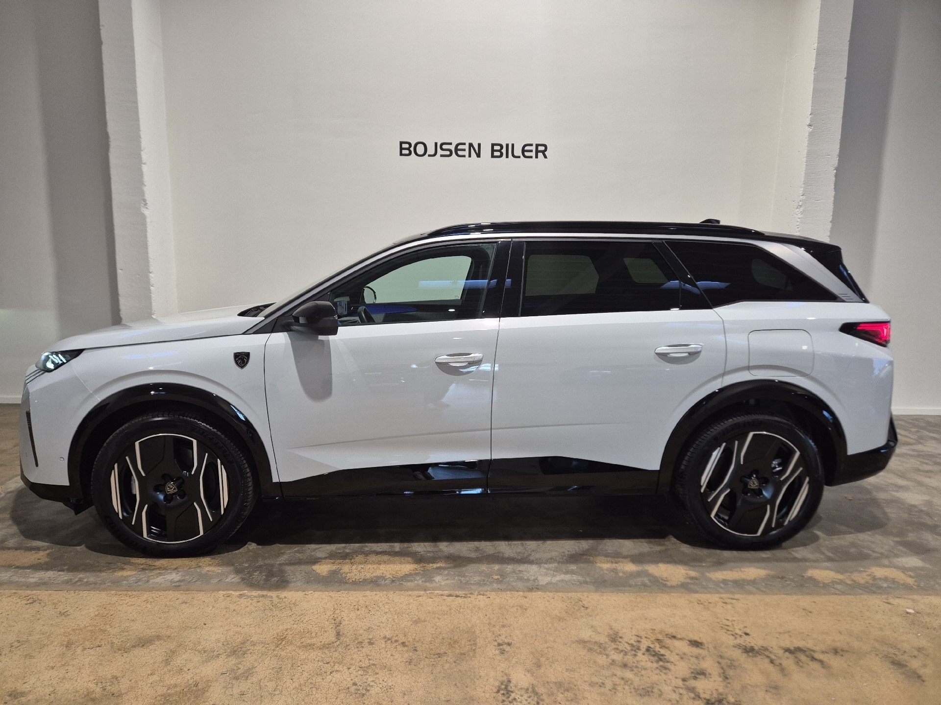 Peugeot e-5008 EL GT Pack 210HK 5d Aut.