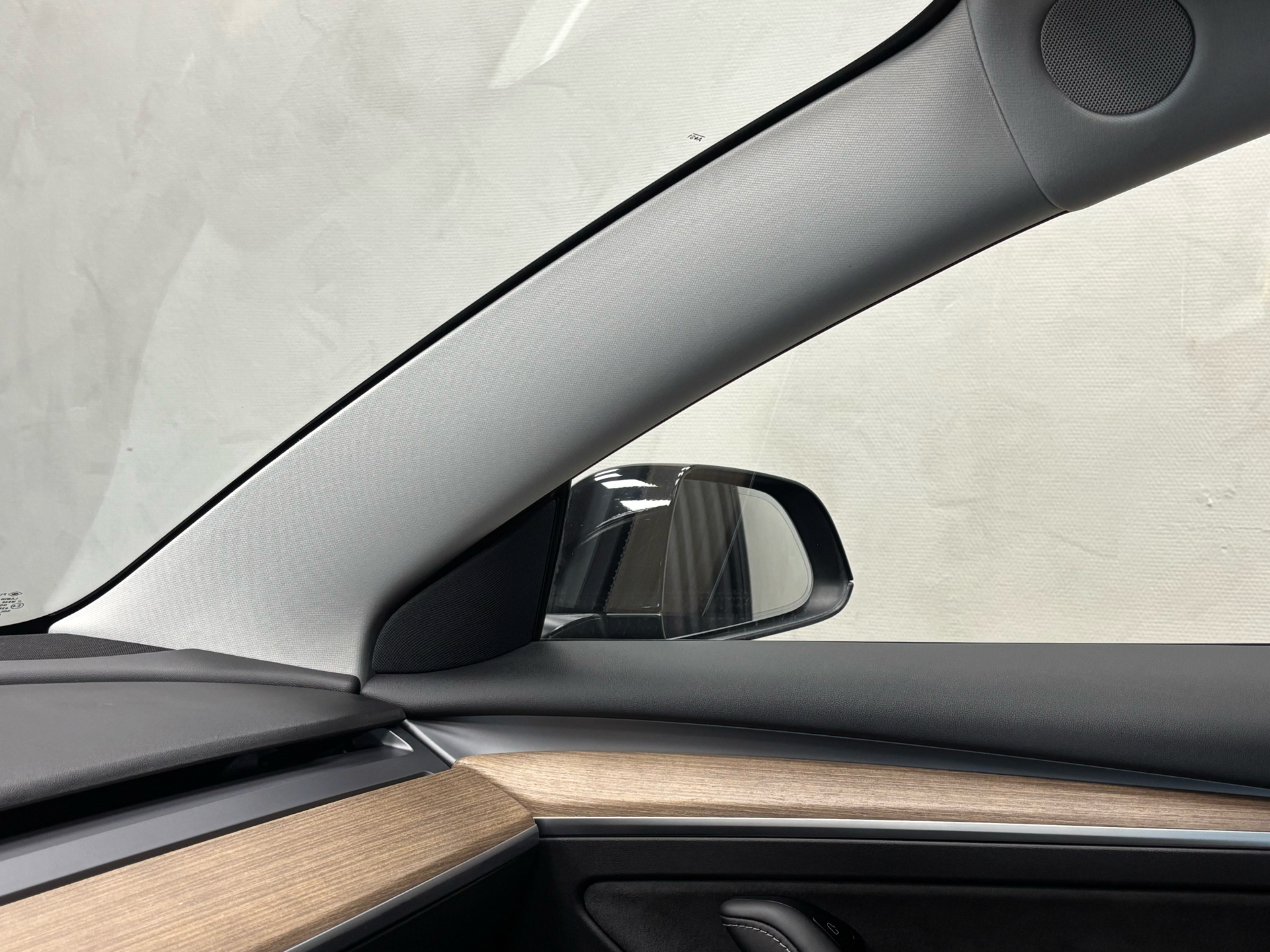 Sort Tesla Model 3 fra 2021