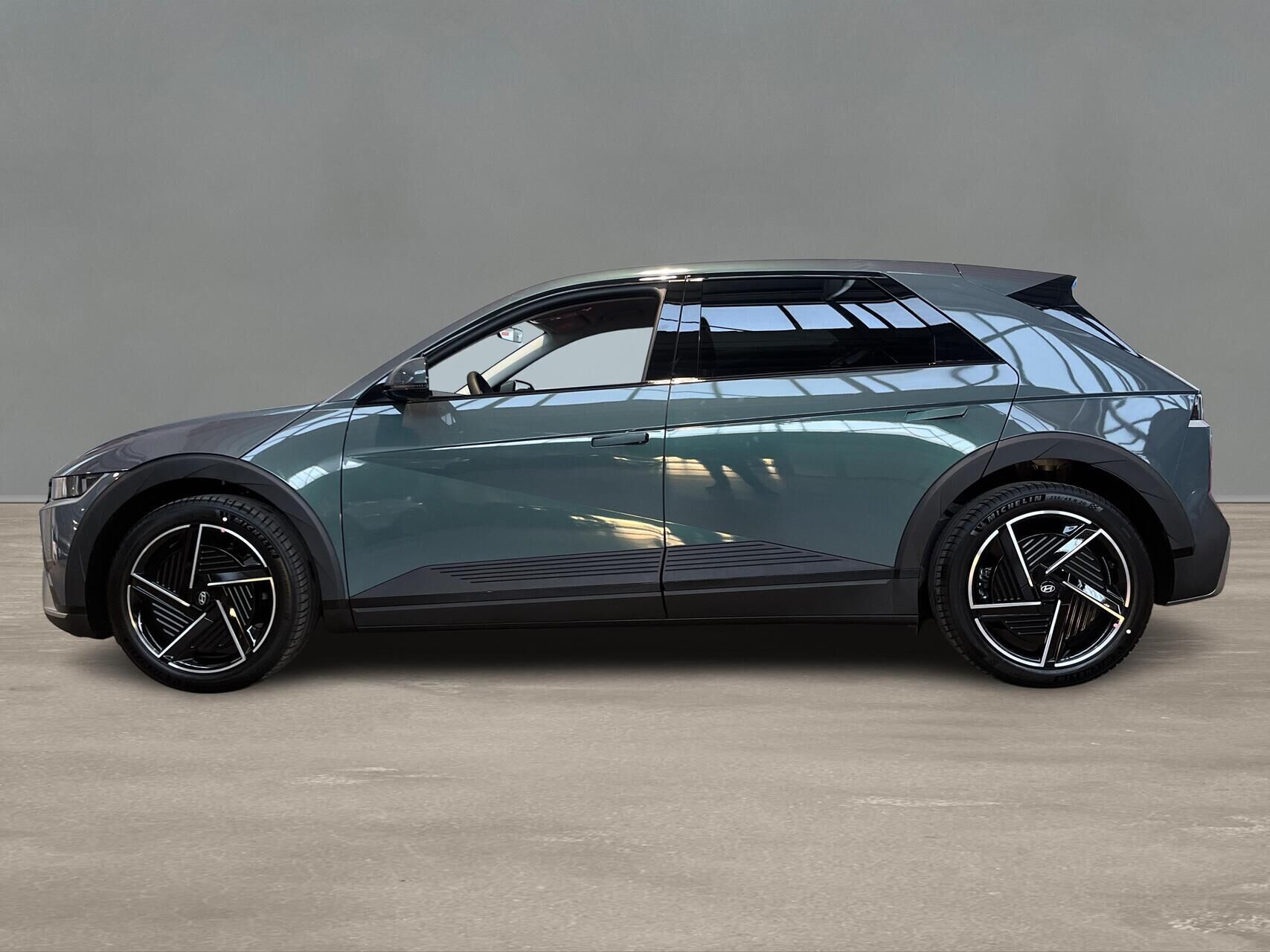 Hyundai Ioniq 5 Electric 84 kWh Advanced 229HK 5d Aut.