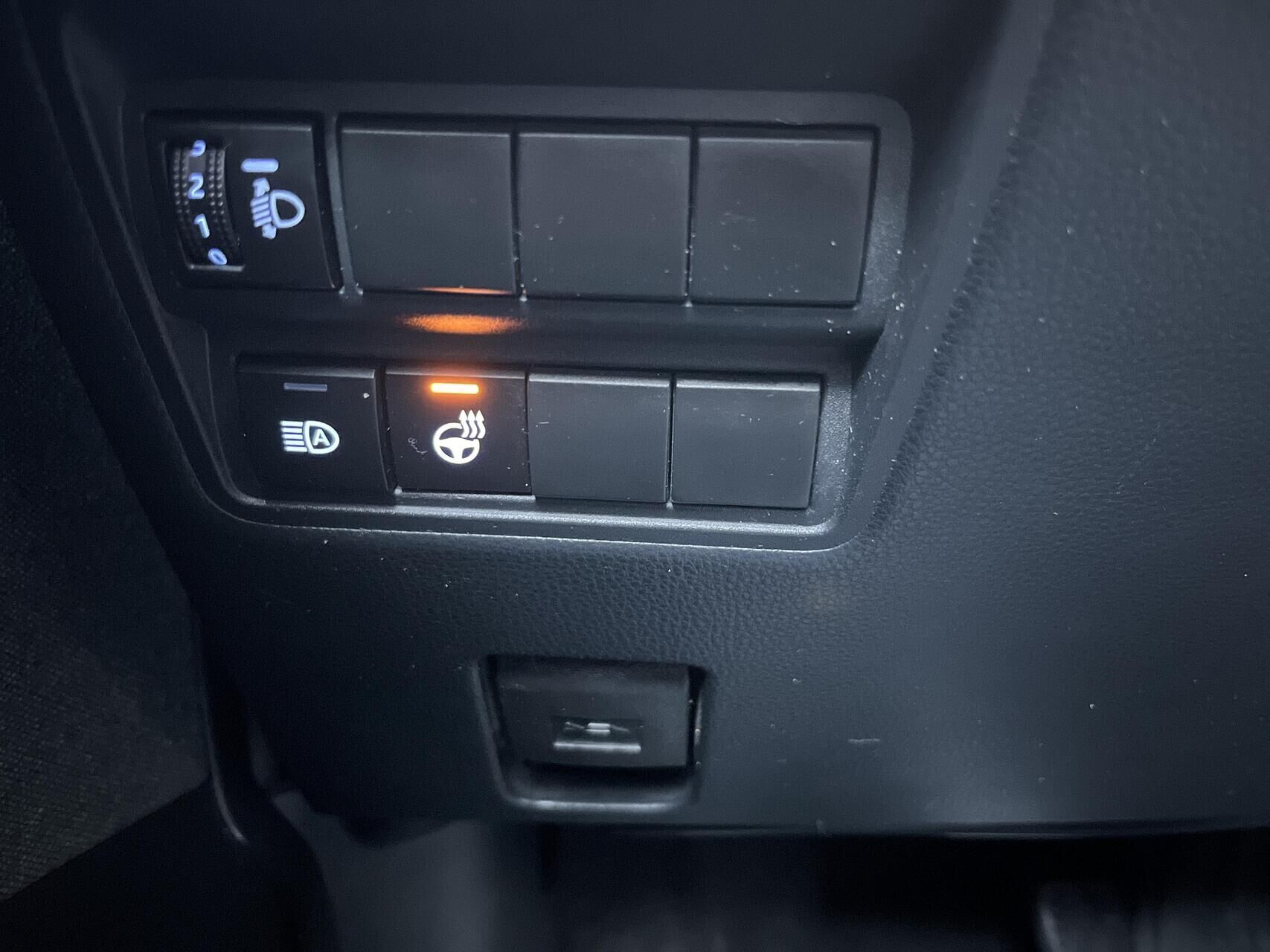 Hvid Toyota Yaris fra 2021