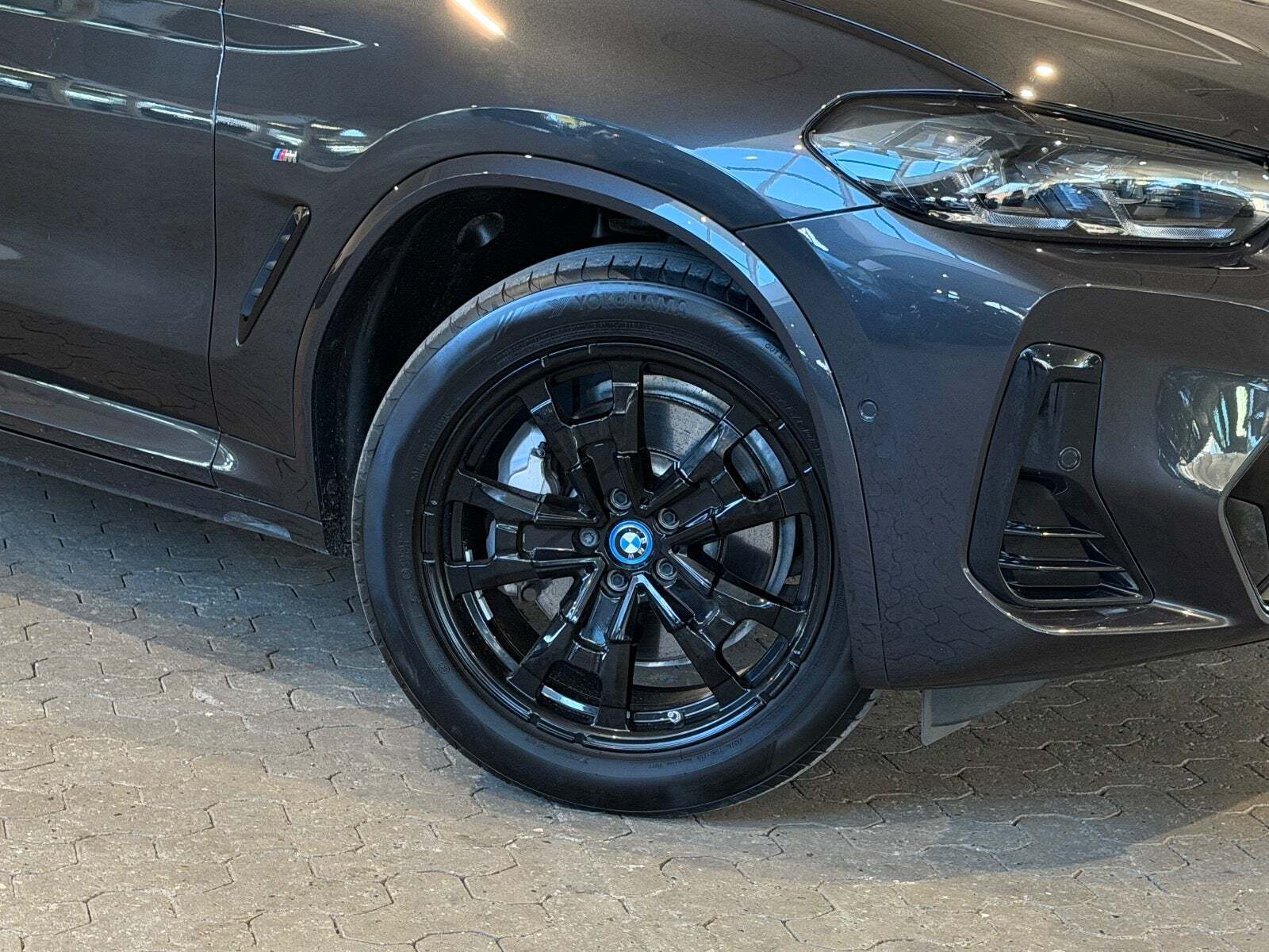 BMW iX3 Charged M-Sport