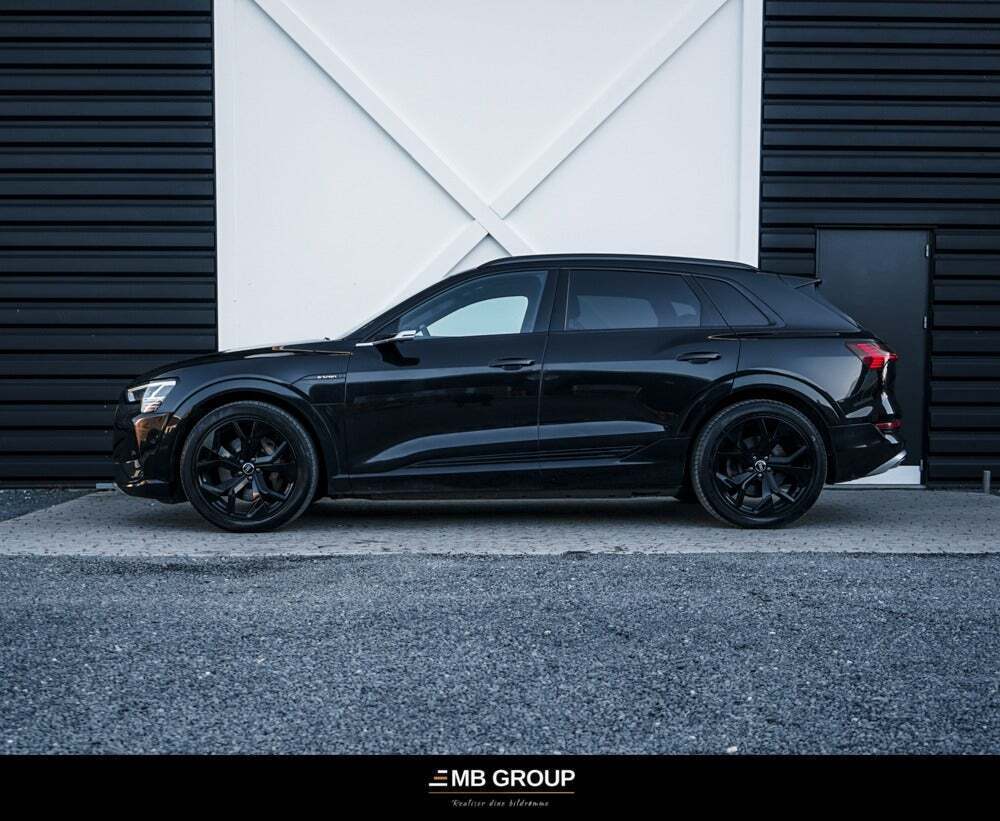 Audi e-tron 55 S-line quattro