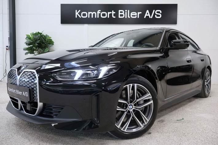 Sort BMW i4 fra 2025