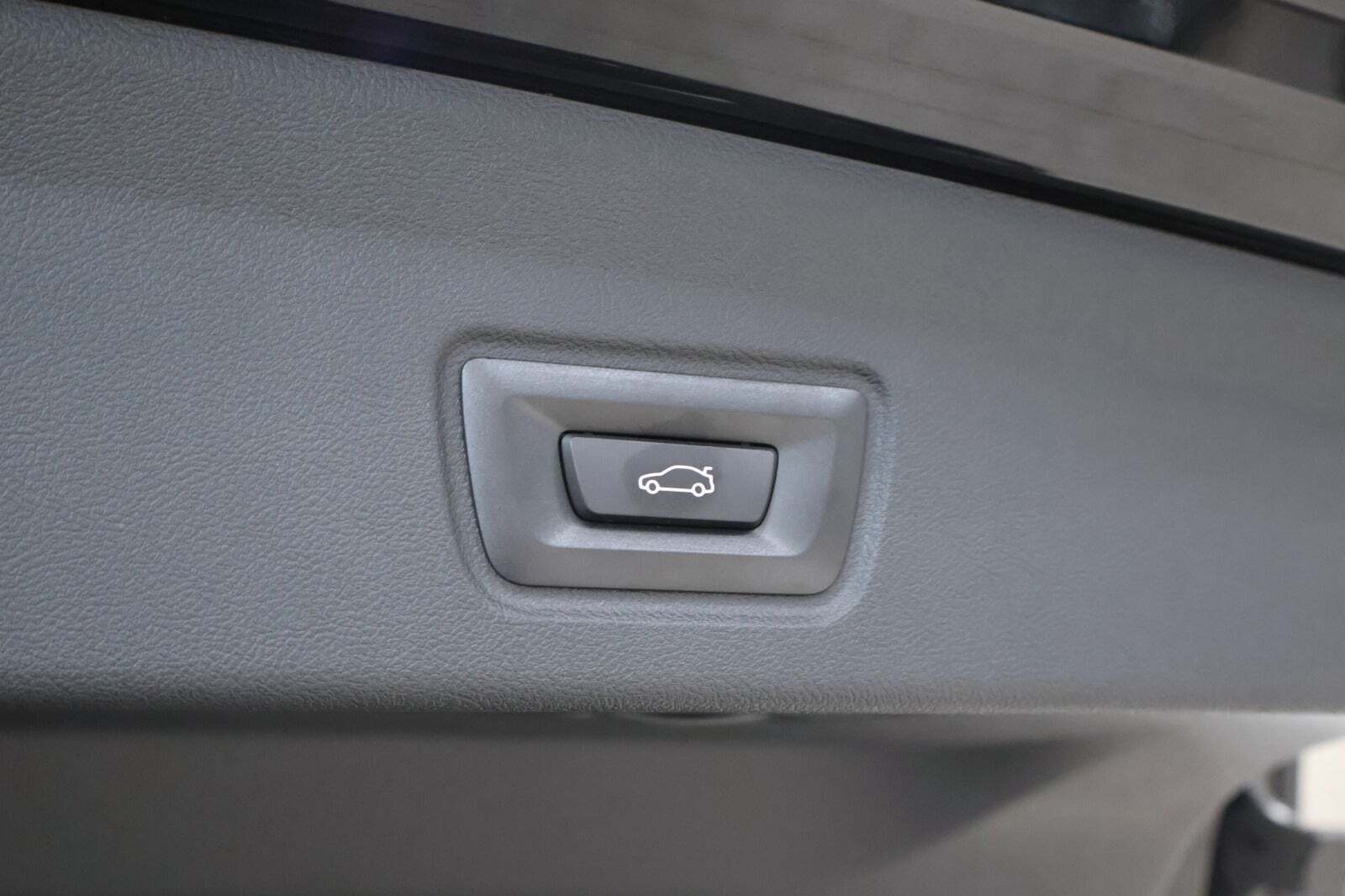 Sort BMW i4 fra 2025