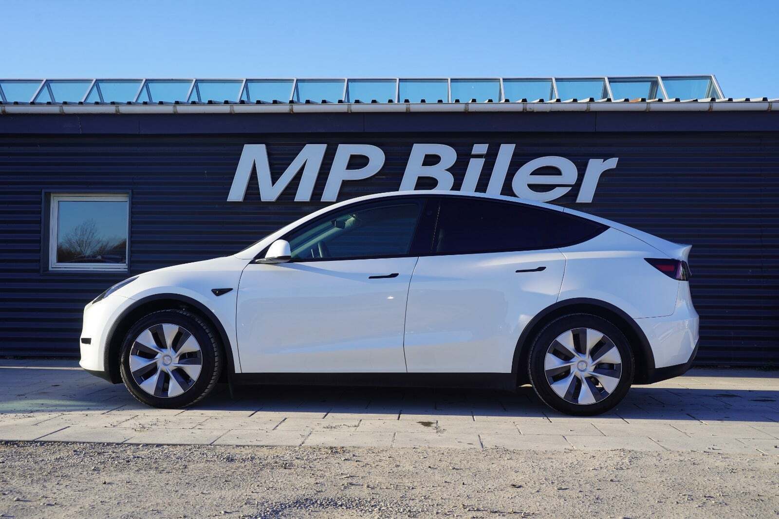 Tesla Model Y Long Range RWD