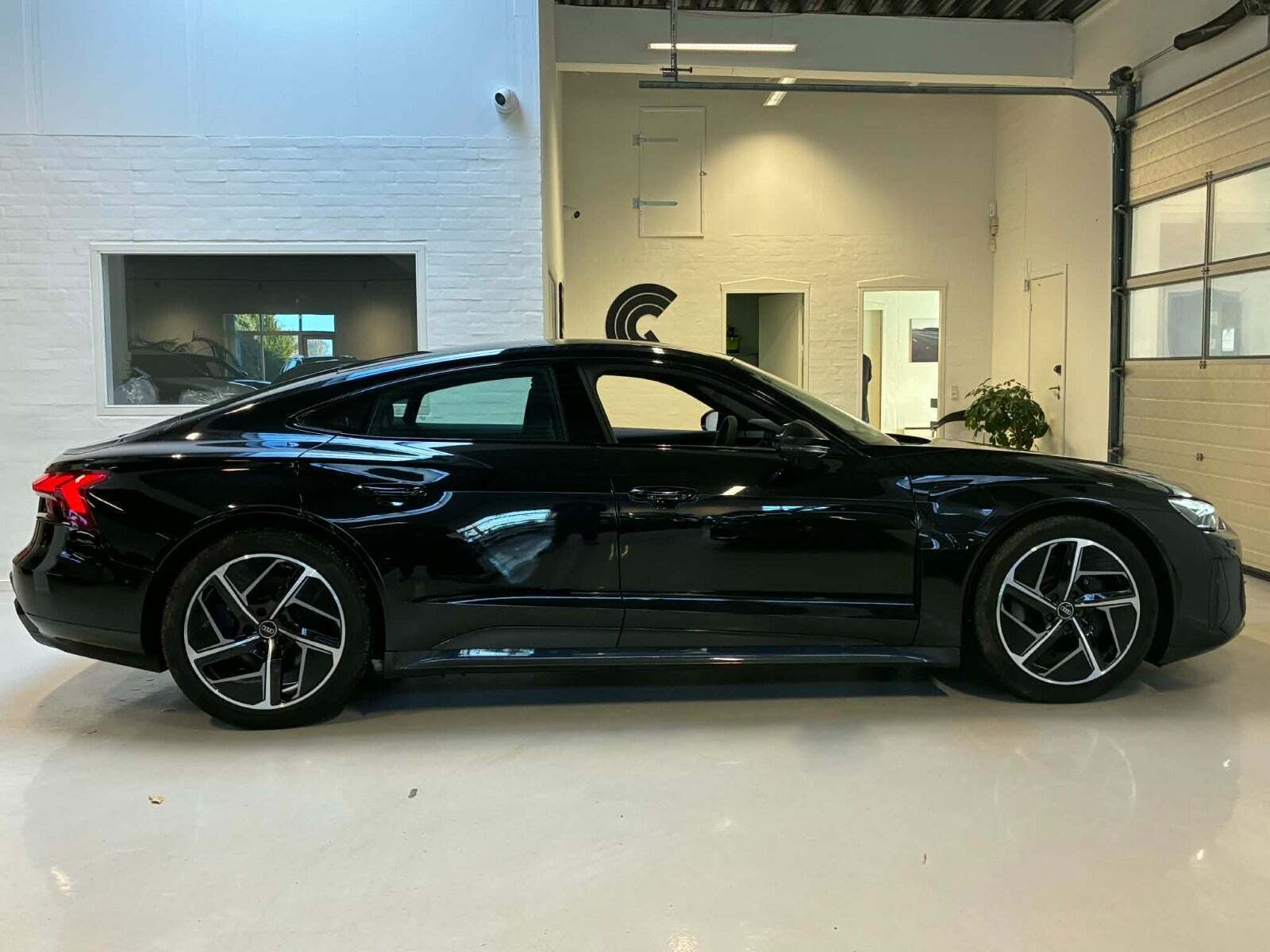 Audi e-tron GT quattro