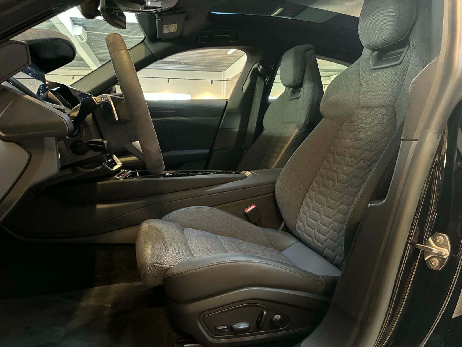 Audi e-tron GT quattro