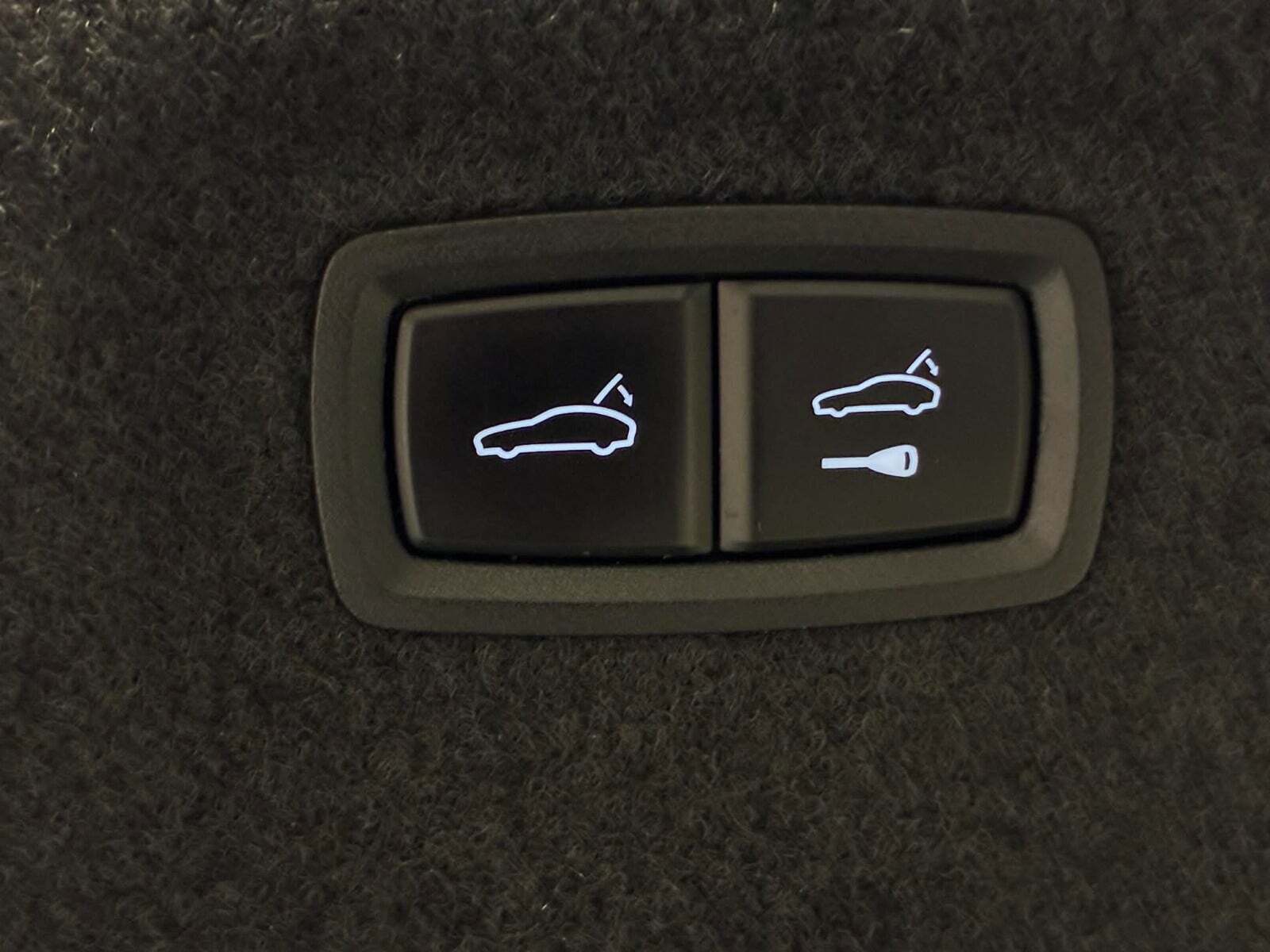 Grå Porsche Taycan 4S fra 2022