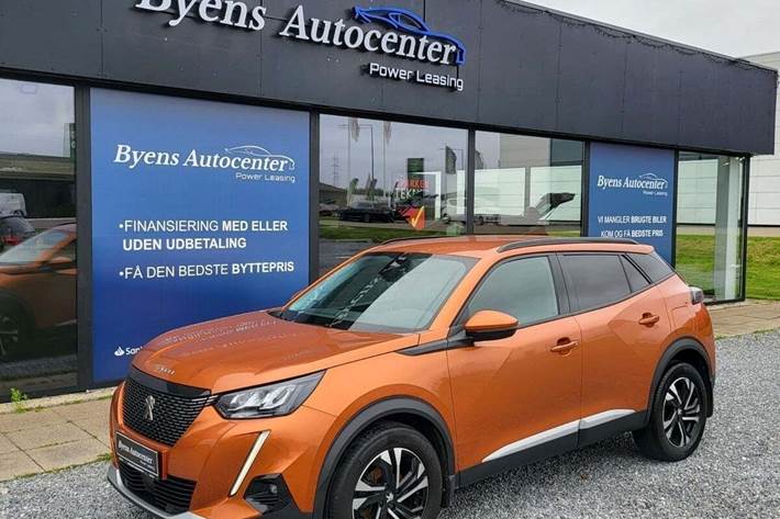 Bronze Peugeot 2008 fra 2021 set udefra