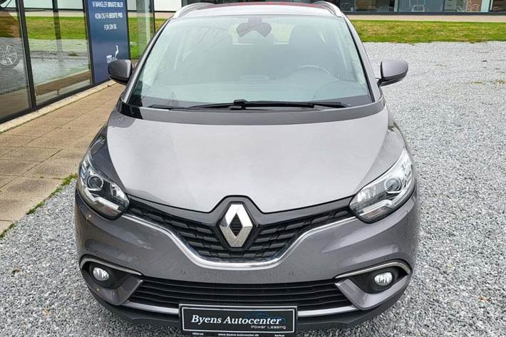 Grå Renault Grand Scenic IV fra 2018