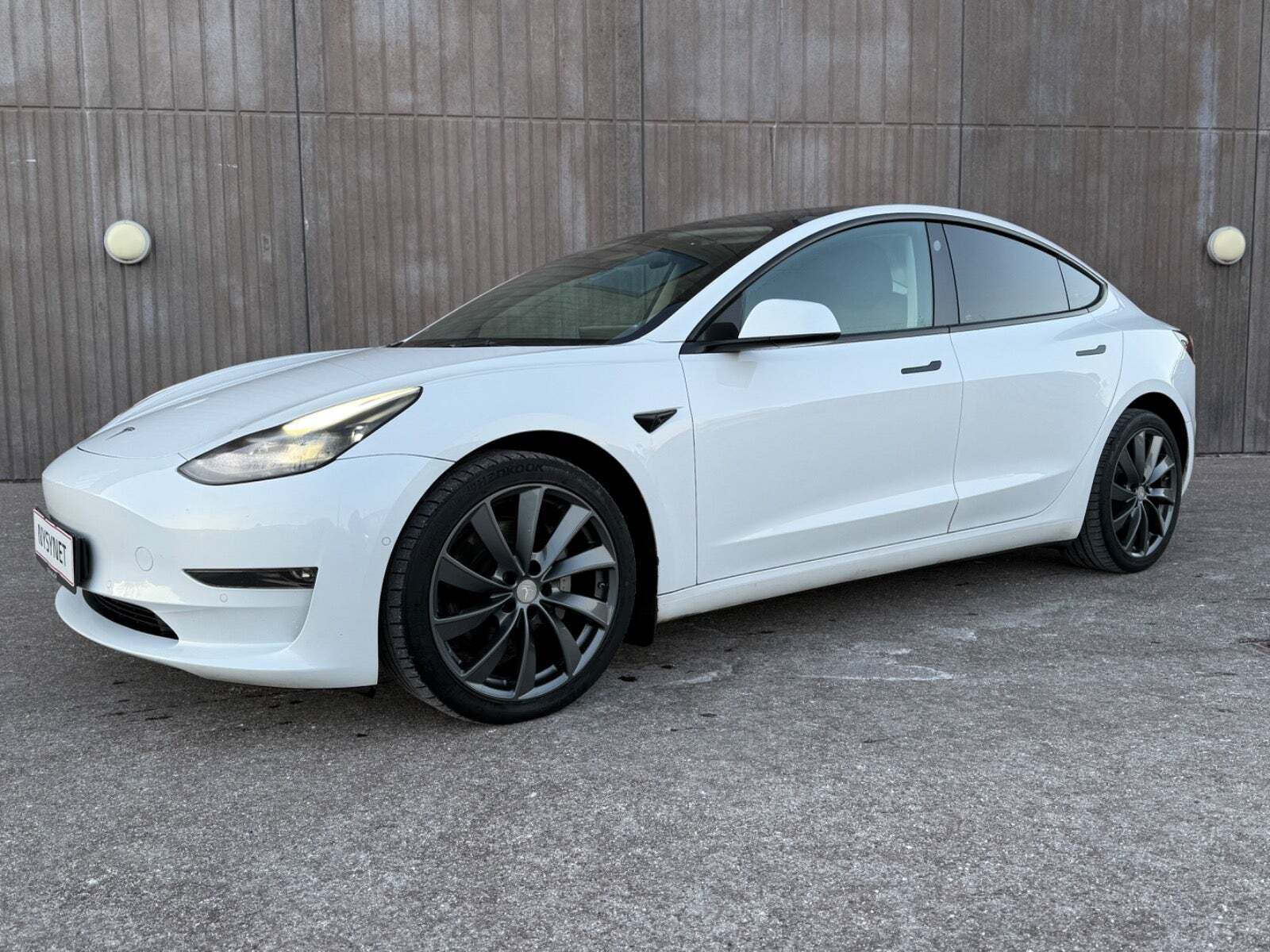undefined Tesla Model 3 fra 2022