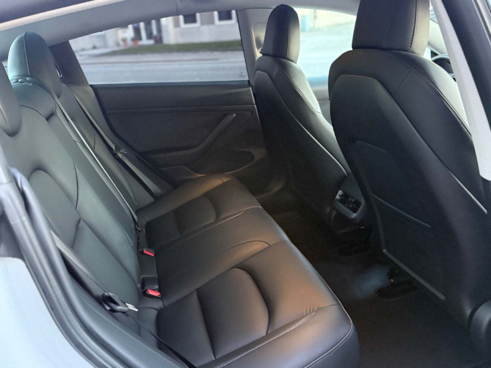 undefined Tesla Model 3 fra 2022