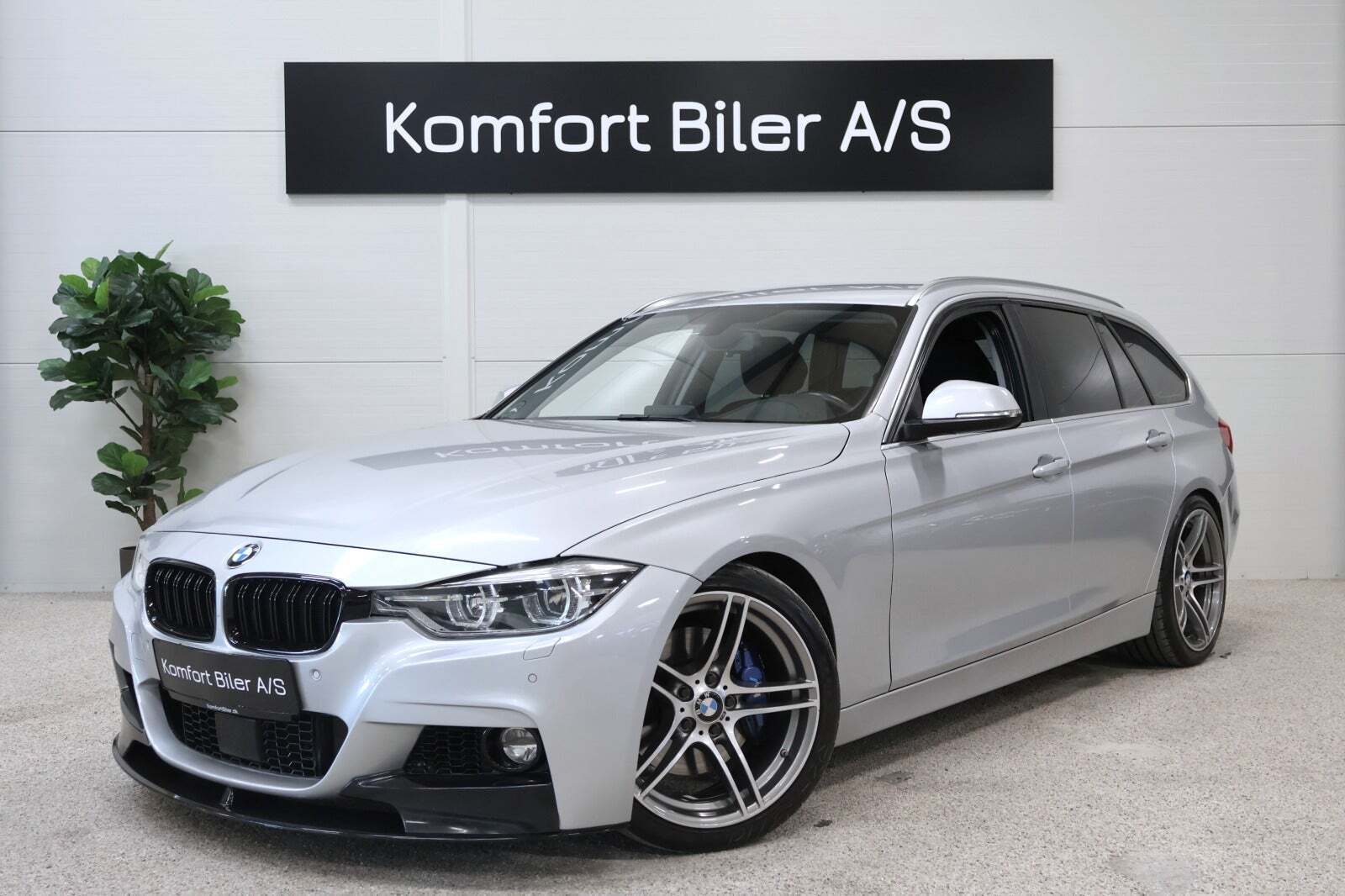 BMW 320i 2,0 Touring M-Sport aut.