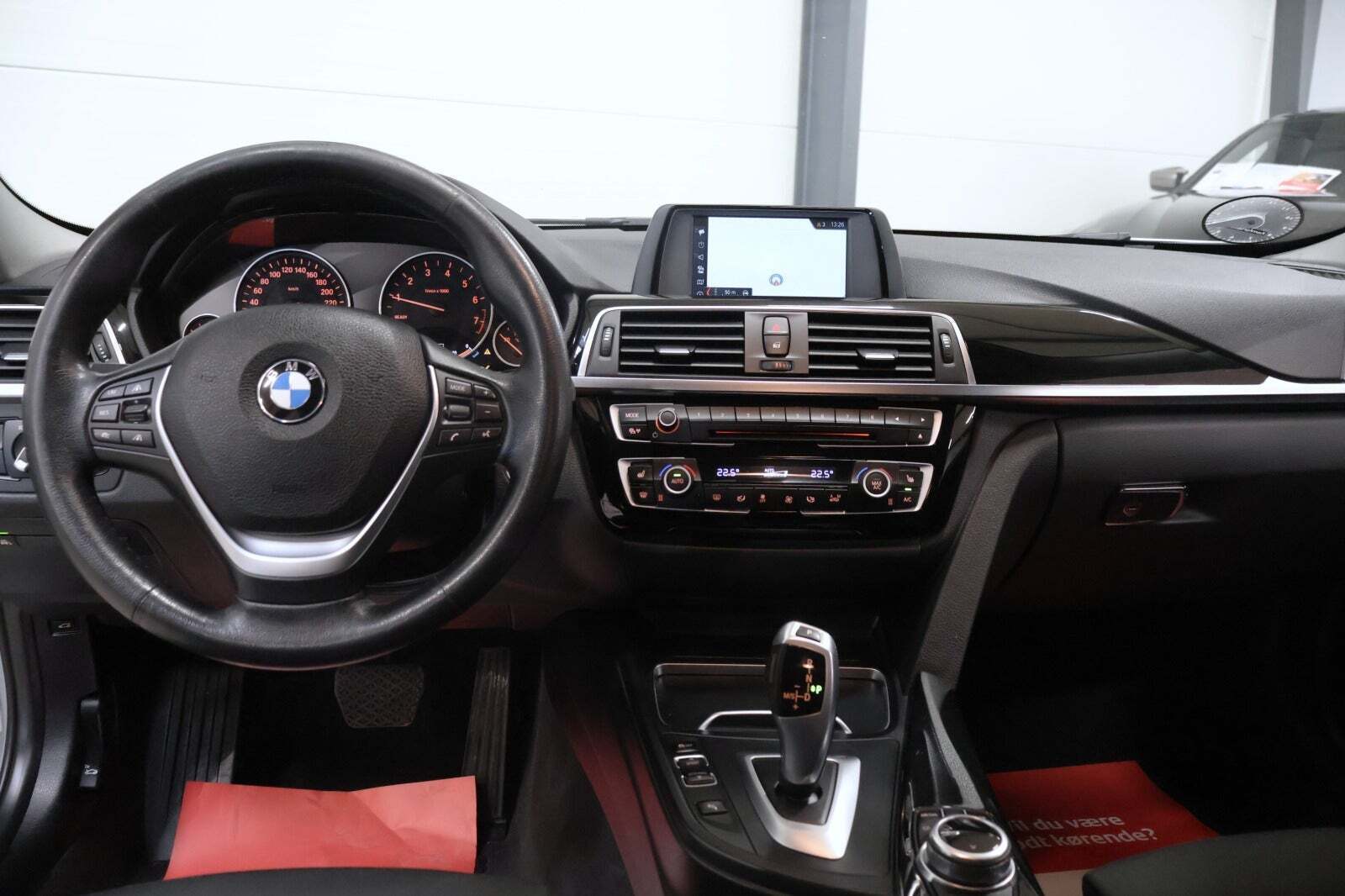 BMW 320i 2,0 Touring M-Sport aut.