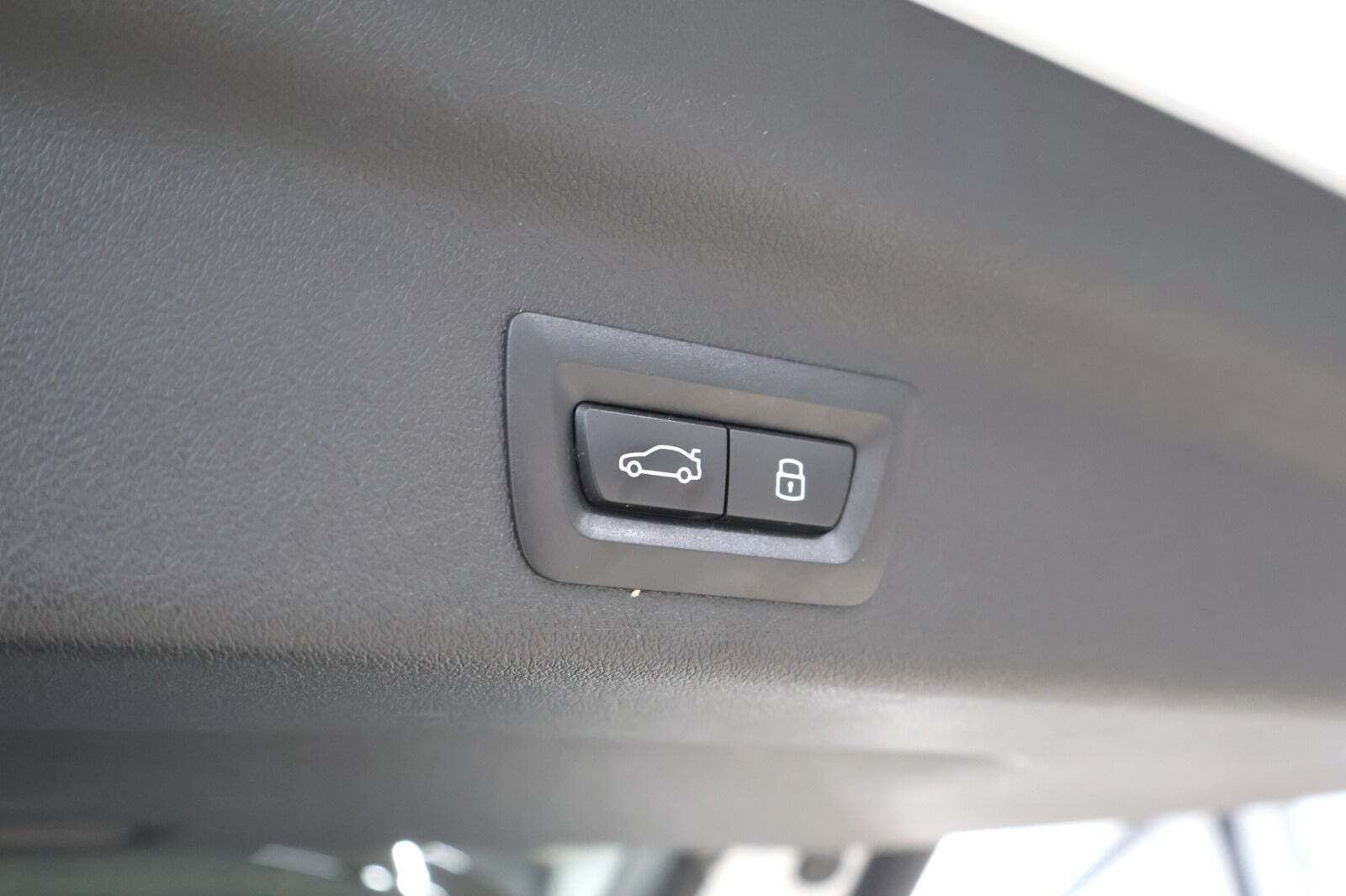 Hvid BMW iX1 fra 2023