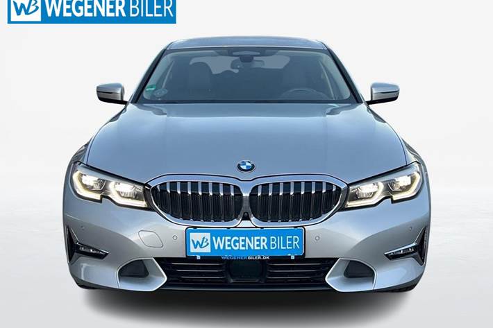 undefined BMW 330e fra 2019
