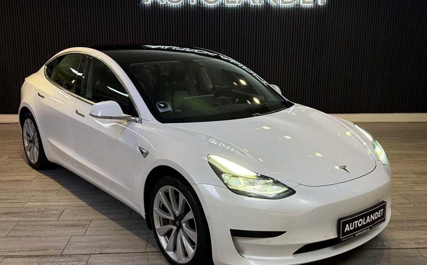 Tesla Model 3 Standard Range+ RWD