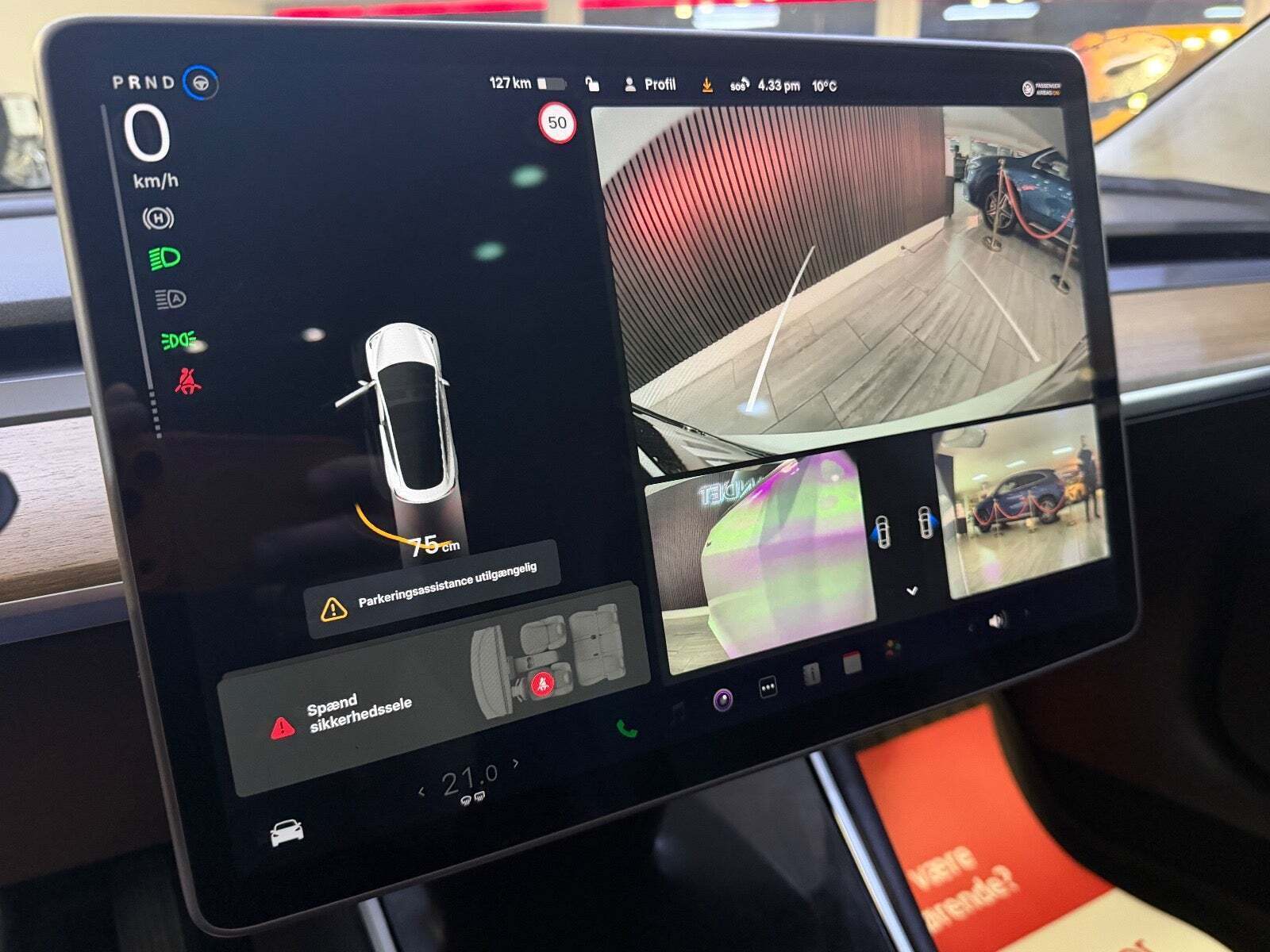 Hvid Tesla Model 3 fra 2020