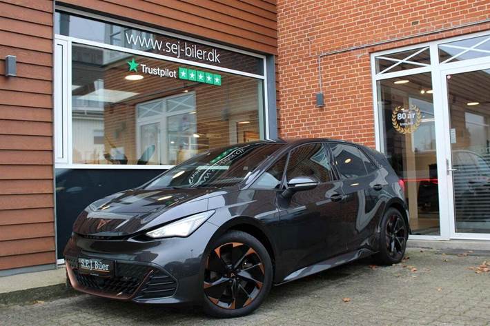 Grå Cupra Born fra 2022