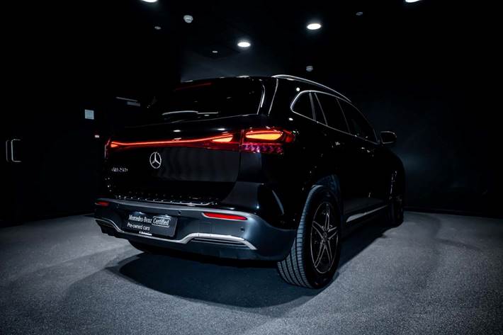 Sort Mercedes EQA250+ fra 2025