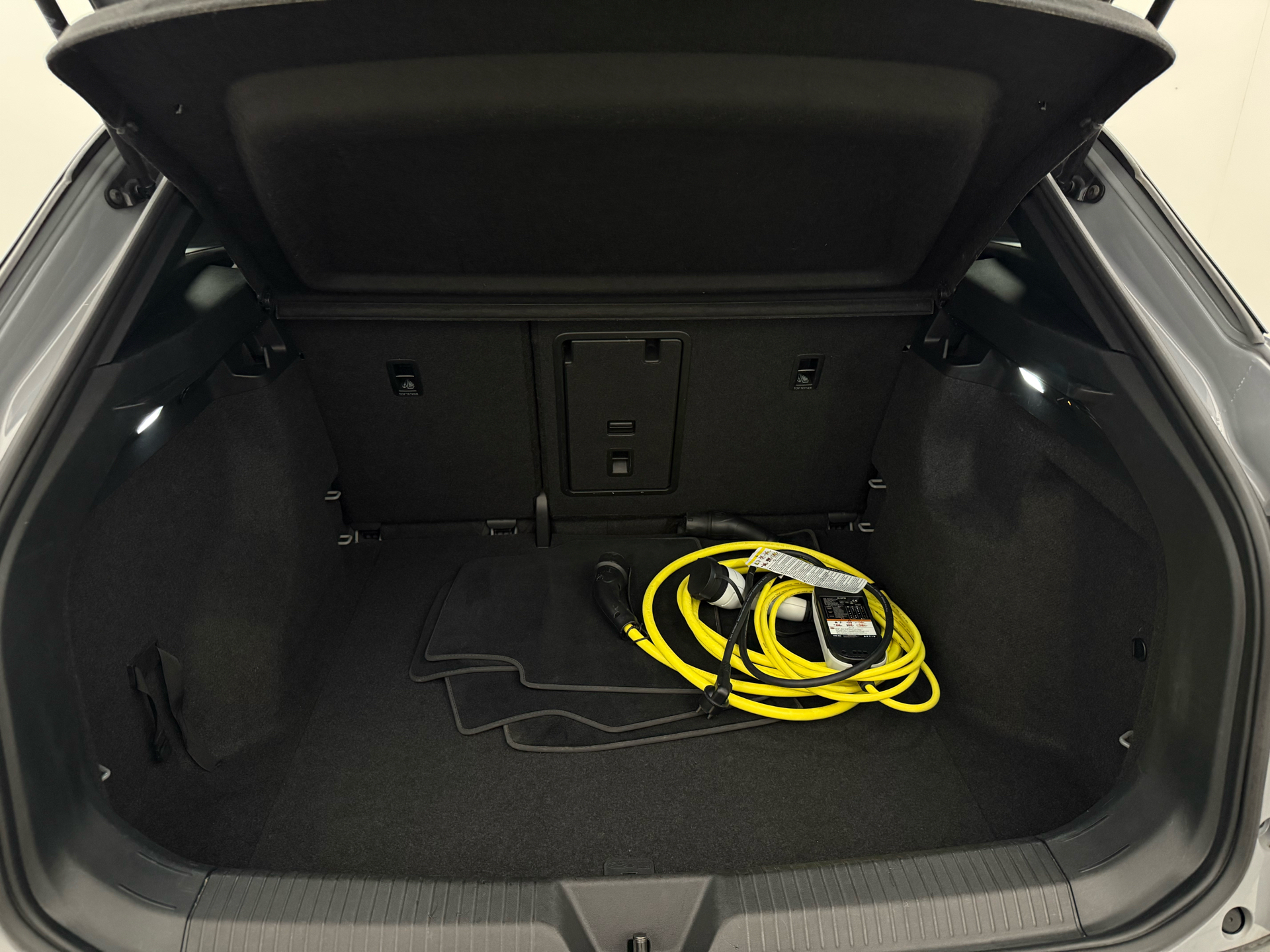 Grå VW ID.4 fra 2022